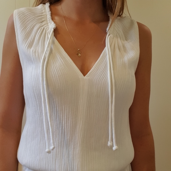 SOLD - Camilla and Marc White mini dress - Picture 4 of 6